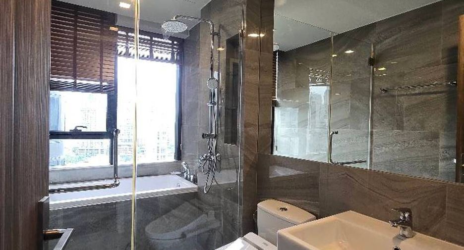 Condo en alquiler de 1 habitaciones en Khlong Toei, Bangkok
