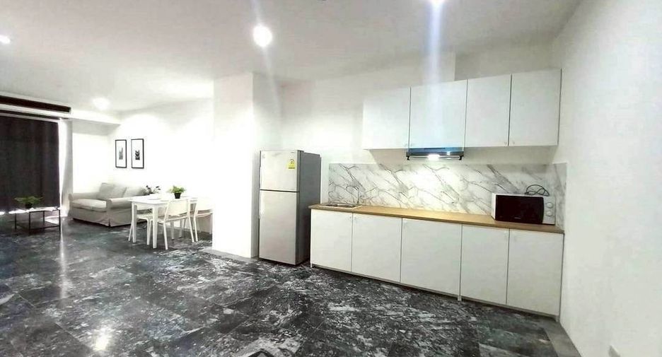 Condo en alquiler de 2 habitaciones en Watthana, Bangkok
