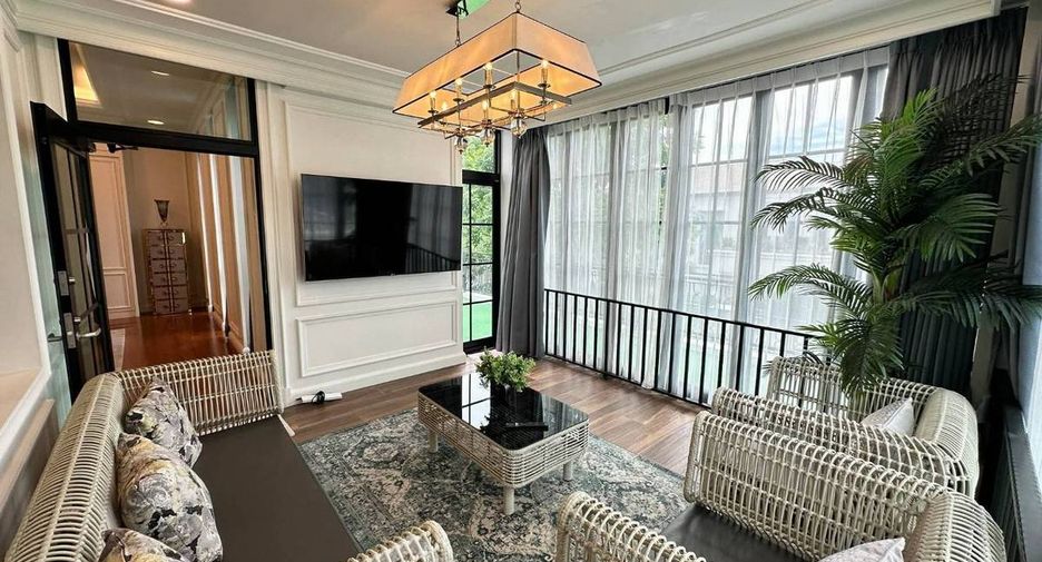 For rent 5 bedrooms house in Suan Luang, Bangkok