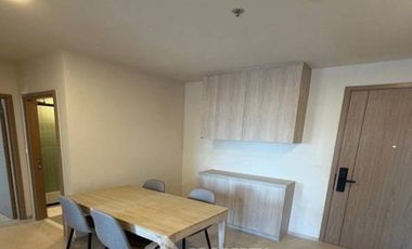 Condo en alquiler de 2 habitaciones en Khlong San, Bangkok