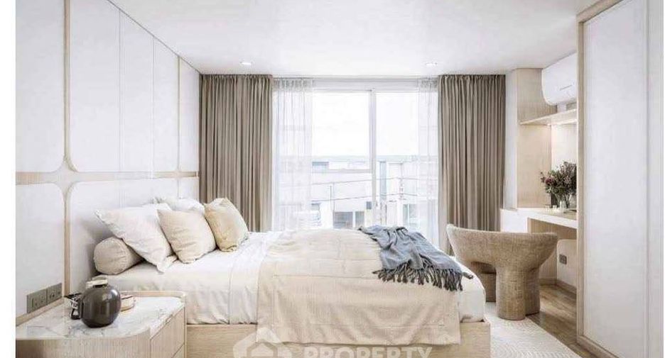 Condo en alquiler de 2 habitaciones en Bang Rak, Bangkok