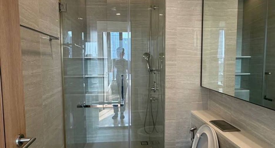 For rent 2 bedrooms condo in Sathon, Bangkok
