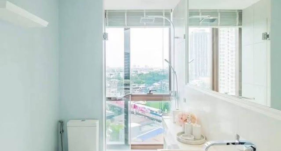 Condo en alquiler de 1 habitaciones en Khlong Toei, Bangkok