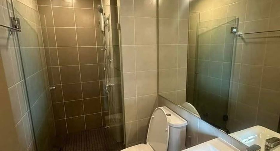 Condo en alquiler de 2 habitaciones en Bang Na, Bangkok