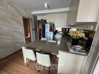 Wohnung zur Miete mit 2 Zimmer in Phra Khanong, Bangkok