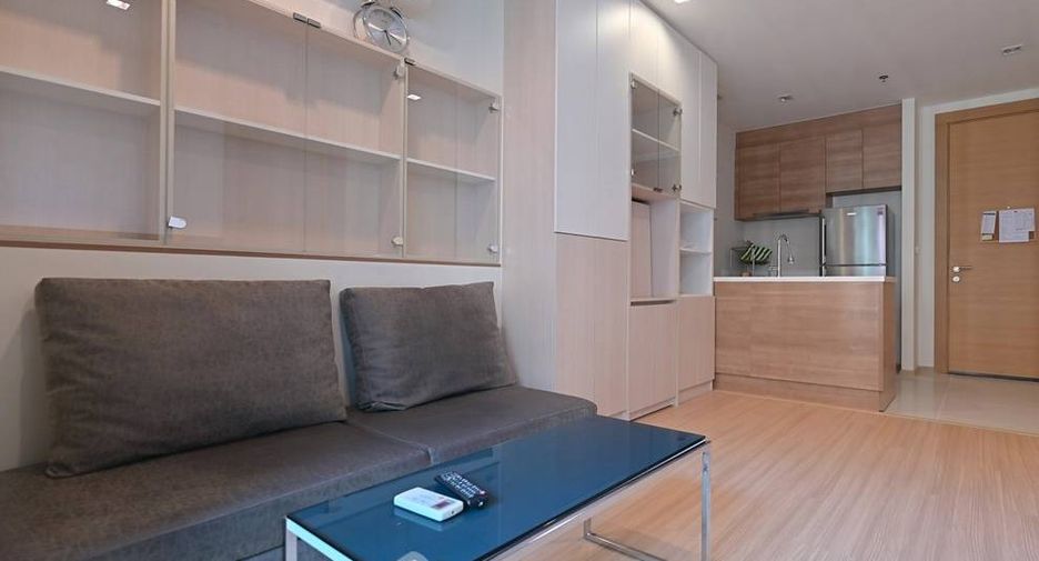 Wohnung zur Miete mit 1 Zimmer in Huai Khwang, Bangkok