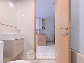 For rent 1 bed condo in Huai Khwang, Bangkok