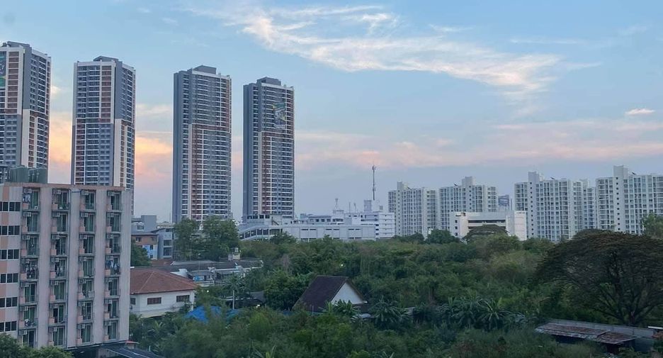 For rent スタジオ condo in Huai Khwang, Bangkok
