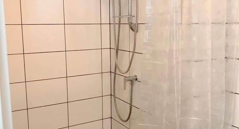 For rent スタジオ condo in Huai Khwang, Bangkok