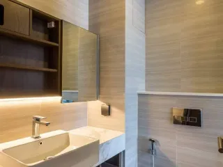 Аренда и продажа 3 спальни кондо в Щаттхана, Бангкок