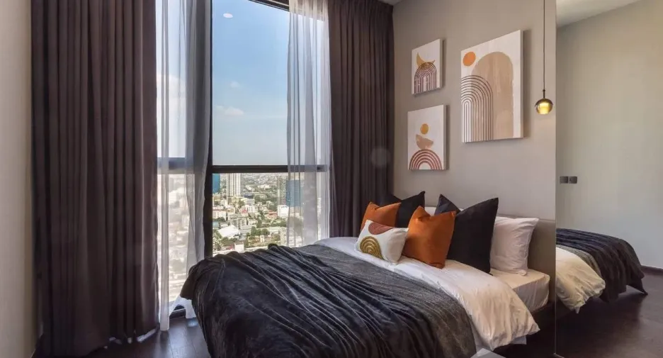 For rent and for sale 3 bedrooms condo in Watthana, Bangkok