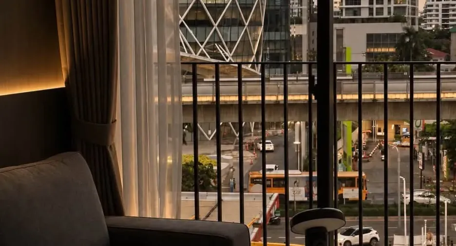For rent 1 bed condo in Phaya Thai, Bangkok