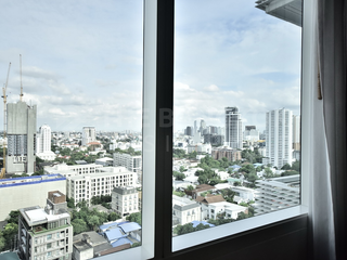Wohnung zur Miete mit 2 Zimmer in Watthana, Bangkok
