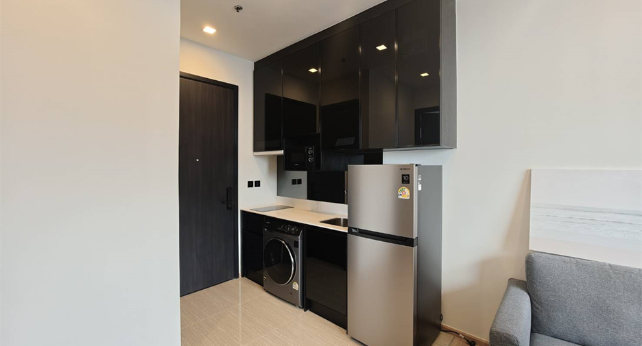 Condo en alquiler de 2 habitaciones en Phaya Thai, Bangkok