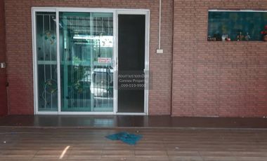 Reihenhaus zum Kauf mit 3 Zimmer in Bang Yai, Nonthaburi