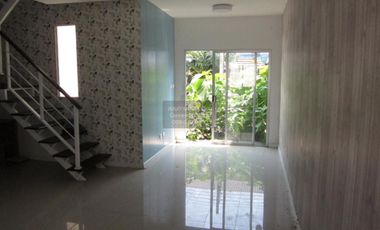 Reihenhaus zum Kauf mit 3 Zimmer in Phra Samut Chedi, Samut Prakan