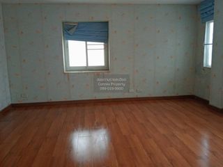 Casa adosada en venta de 3 habitaciones en Prawet, Bangkok