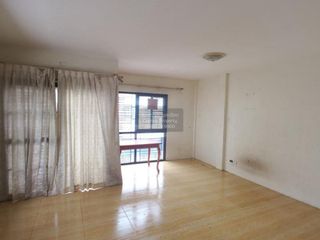 Casa adosada en venta de 3 habitaciones en Prawet, Bangkok
