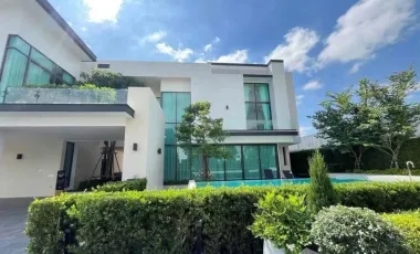 Haus zur Miete mit 4 Zimmer in Taling Chan, Bangkok