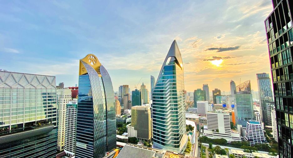 For rent 1 bed condo in Pathum Wan, Bangkok