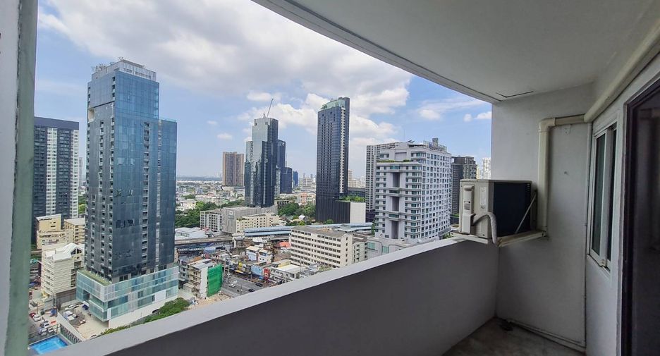 ให้เช่า 3 ห้องนอน คอนโด ใน วัฒนา, กรุงเทพฯ