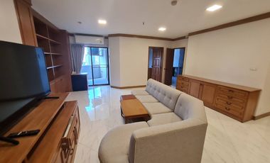 ให้เช่า 3 ห้องนอน คอนโด ใน วัฒนา, กรุงเทพฯ