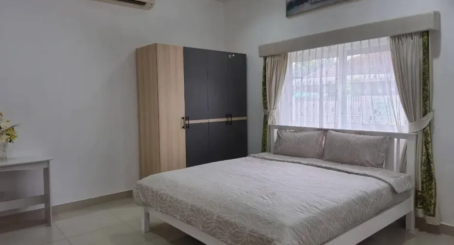 出租 3 卧室 独立屋 在 Huai Yai, 芭提雅