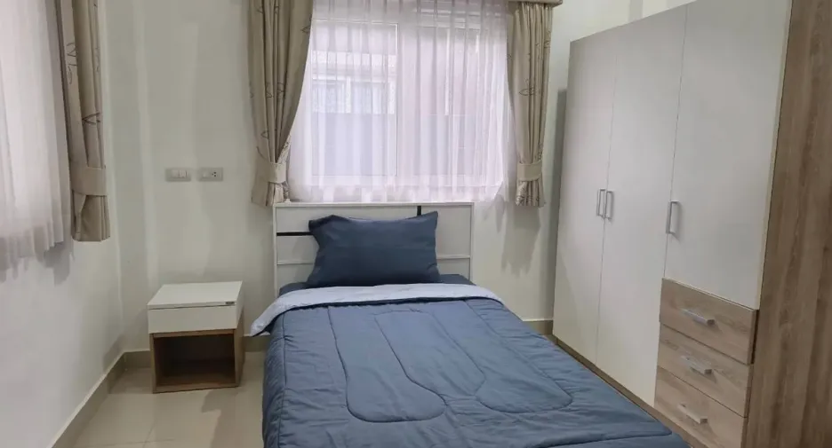 出租 3 卧室 独立屋 在 Huai Yai, 芭提雅