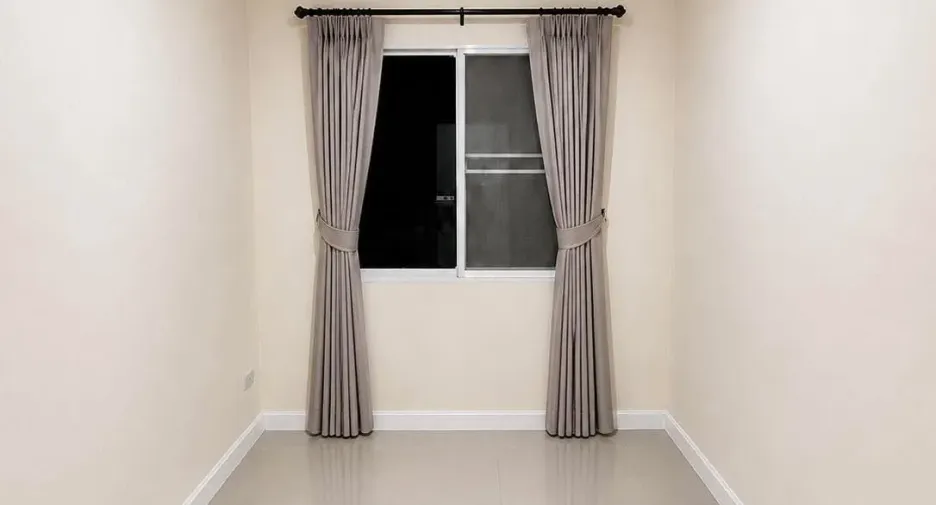 For rent 4 bedrooms house in San Kamphaeng, Chiang Mai
