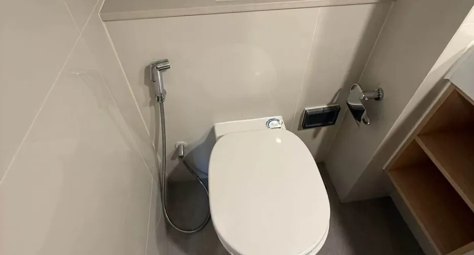 For rent 1 bed condo in Bang Rak, Bangkok