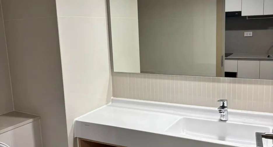 For rent 1 bed condo in Bang Rak, Bangkok