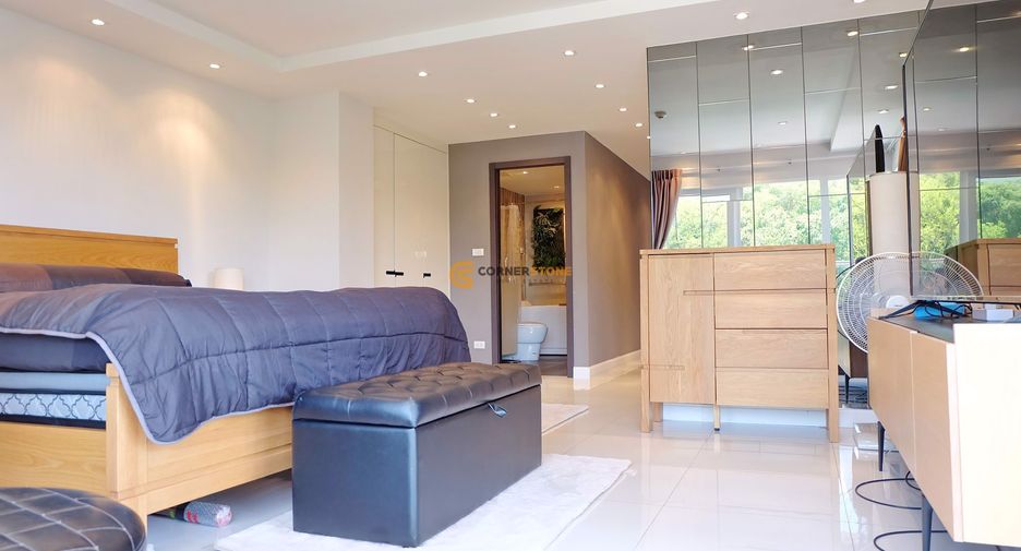 For rent 3 bedrooms condo in Bang Lamung, Chonburi