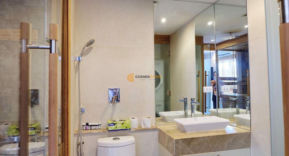 For rent 3 bedrooms condo in Bang Lamung, Chonburi