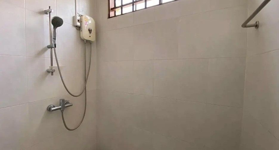 Продажа и аренда 3 спальни вилла в Банг Ламунг, Чонбури
