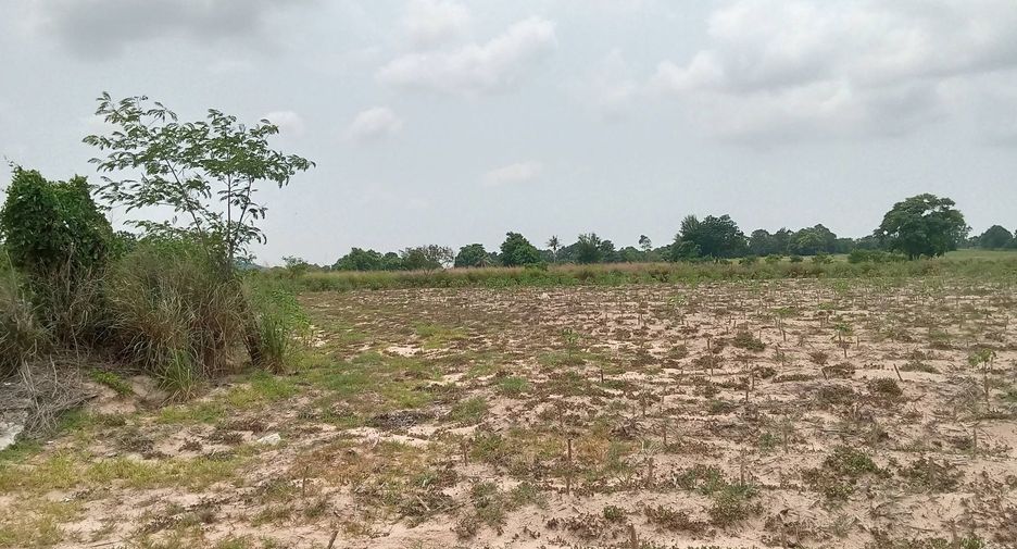 Grundstück zum Kauf in Si Racha, Chonburi