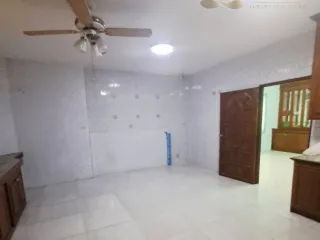 Продажа 3 спальни дом в Банг Ламунг, Чонбури