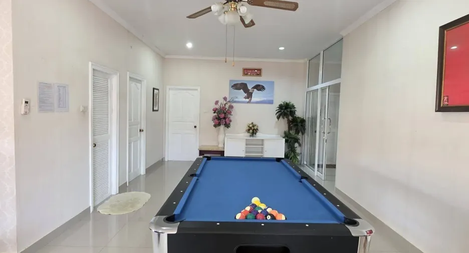 For sale そして for rent 3 ベッドルーム villa in Bang Saray, Pattaya