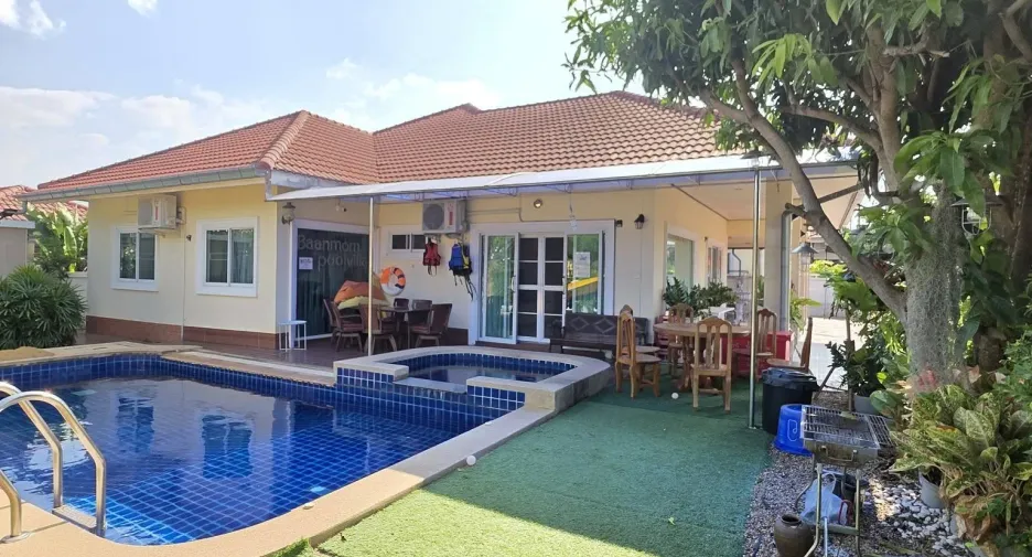 For sale そして for rent 3 ベッドルーム villa in Bang Saray, Pattaya