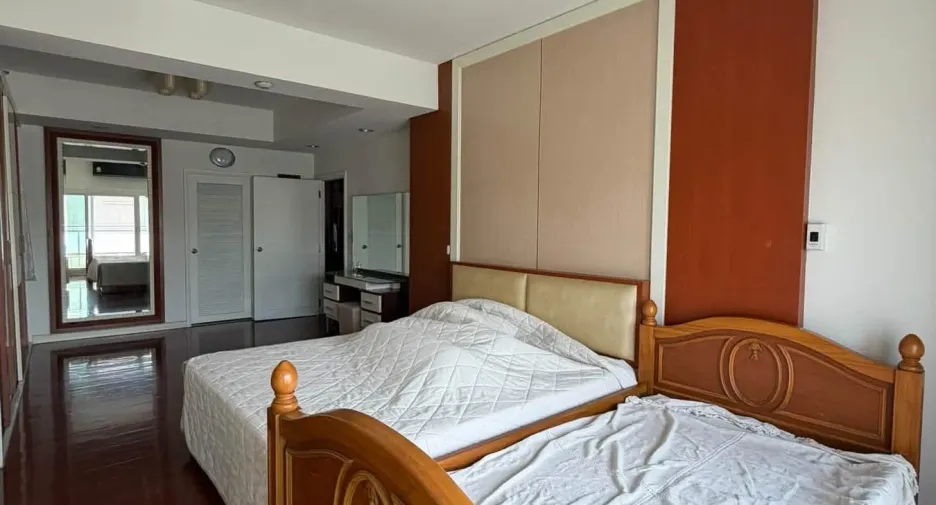 Продажа 3 спальни кондо в Ян Наща, Бангкок