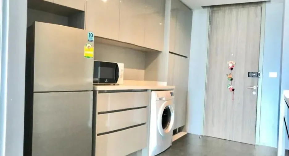 For rent 2 bedrooms condo in Ratchathewi, Bangkok