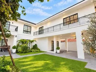 For rent 6 bedrooms villa in Bang Lamung, Chonburi