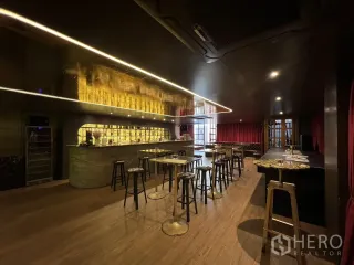 出租 商业空间 在 Watthana, 曼谷