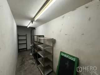 Gewerbefläche zur Miete in Watthana, Bangkok