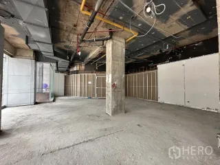 Аренда торговое помещение в Щаттхана, Бангкок