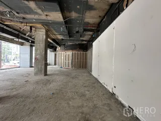 Аренда торговое помещение в Щаттхана, Бангкок