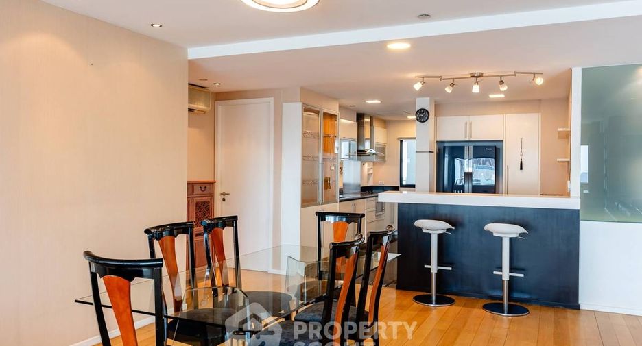 Wohnung zur Miete und zum Kauf mit 3 Zimmer in Sathon, Bangkok