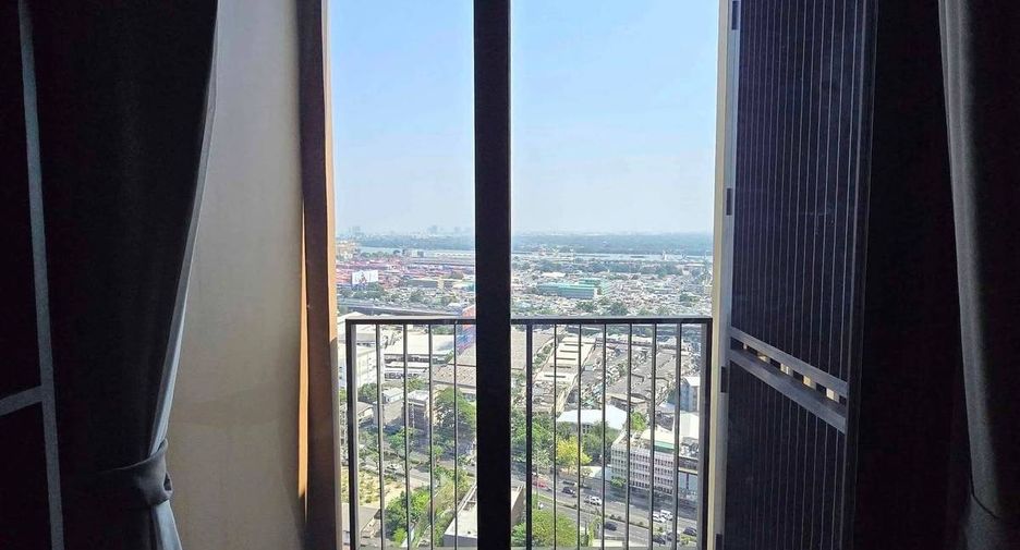 For sale 2 bedrooms condo in Khlong Toei, Bangkok
