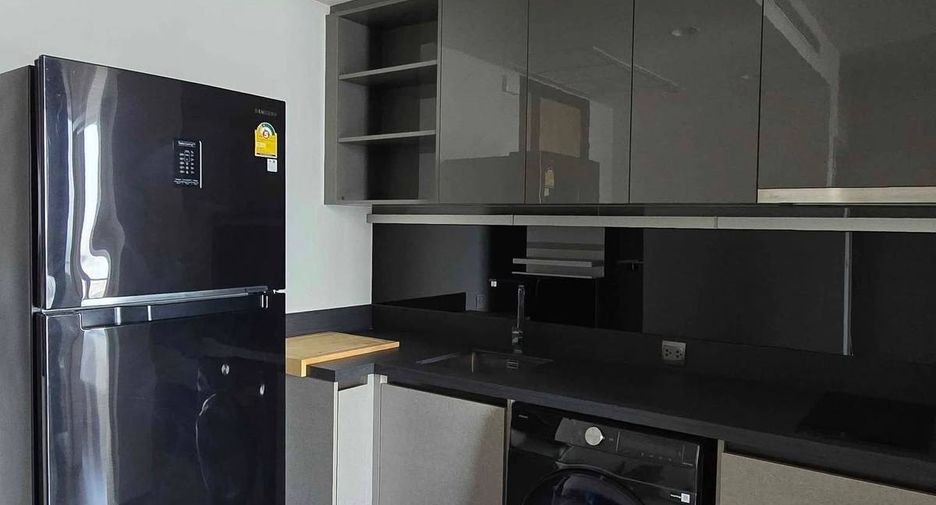 For sale 2 bedrooms condo in Khlong Toei, Bangkok