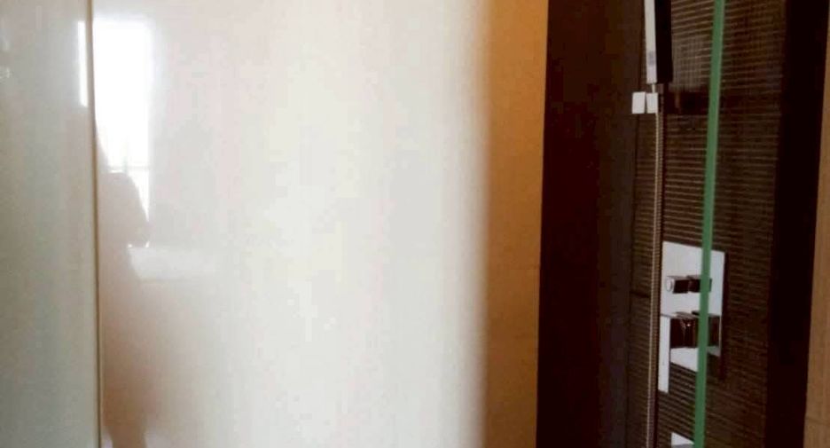 Wohnung zur Miete mit 1 Zimmer in Khlong Toei, Bangkok