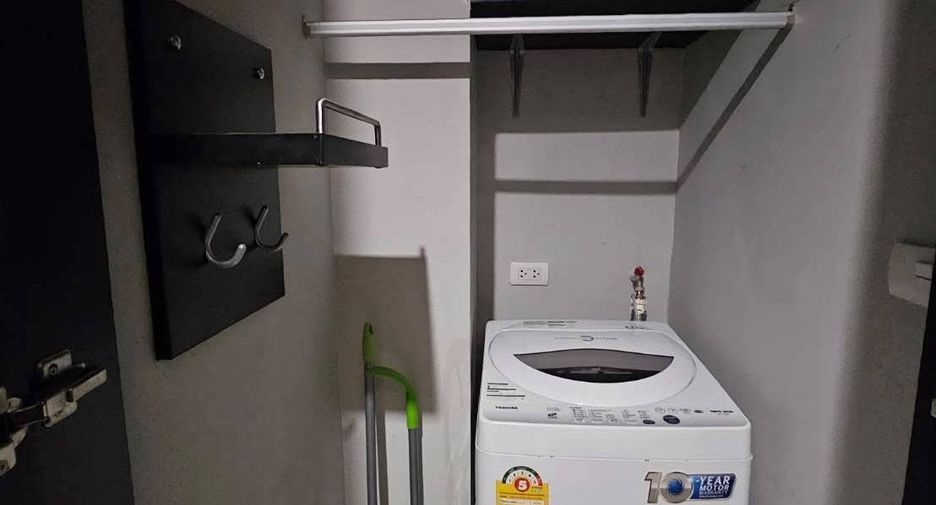 Condo en alquiler de 1 habitaciones en Khlong Toei, Bangkok